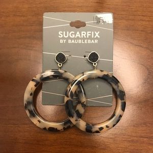 Sugarfix by Baubler Blonde Tortoise Resin Acetate Earrings with Druzy Studs
